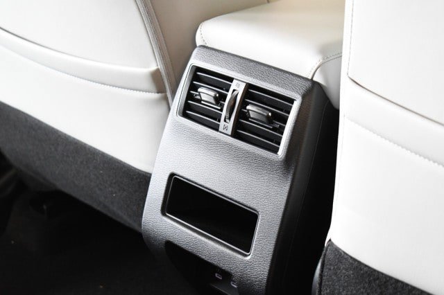New 2026 Mitsubishi Outlander SE FWD image 37