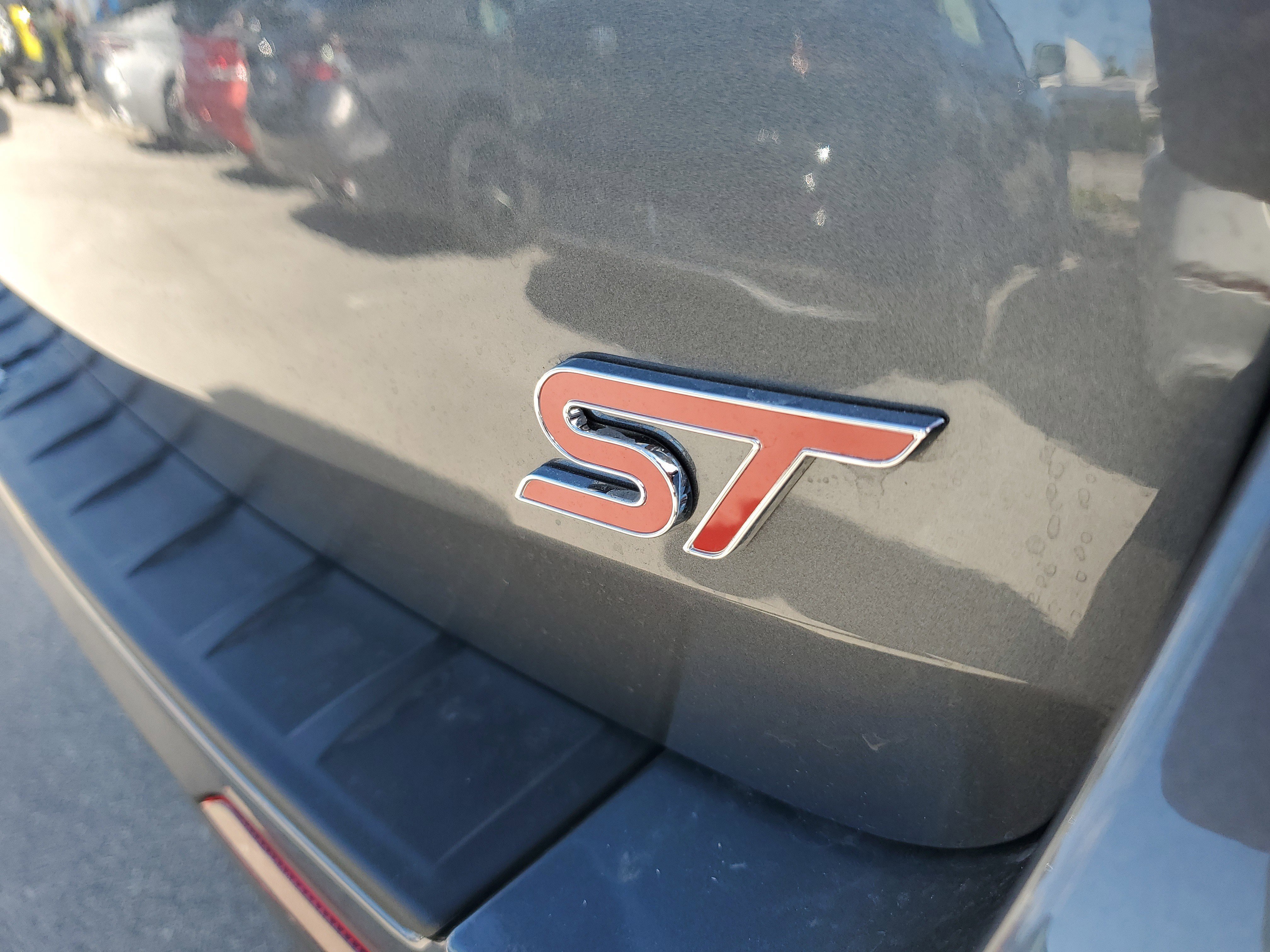 New 2026 Ford Explorer ST w/ Sun And Sound Package image 8