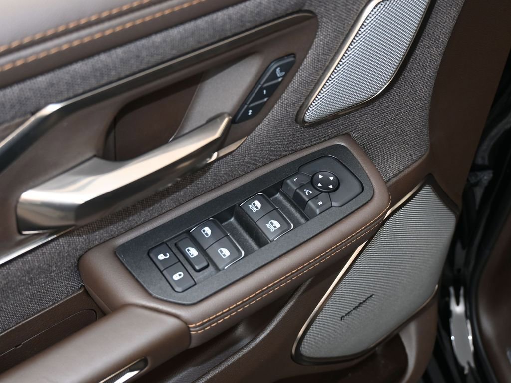 New 2025 RAM 1500 Limited image 11