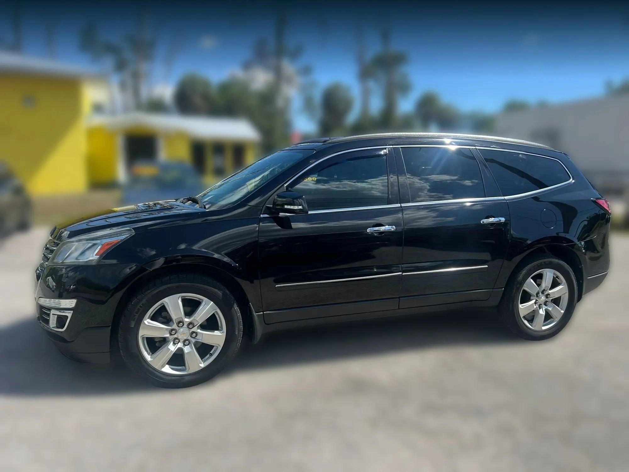 Used 2016 Chevrolet Traverse LTZ FWD image 6