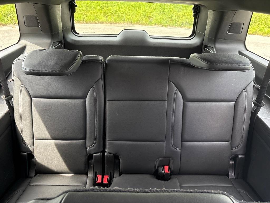 Used 2021 Chevrolet Suburban LT AWD/4WD image 35