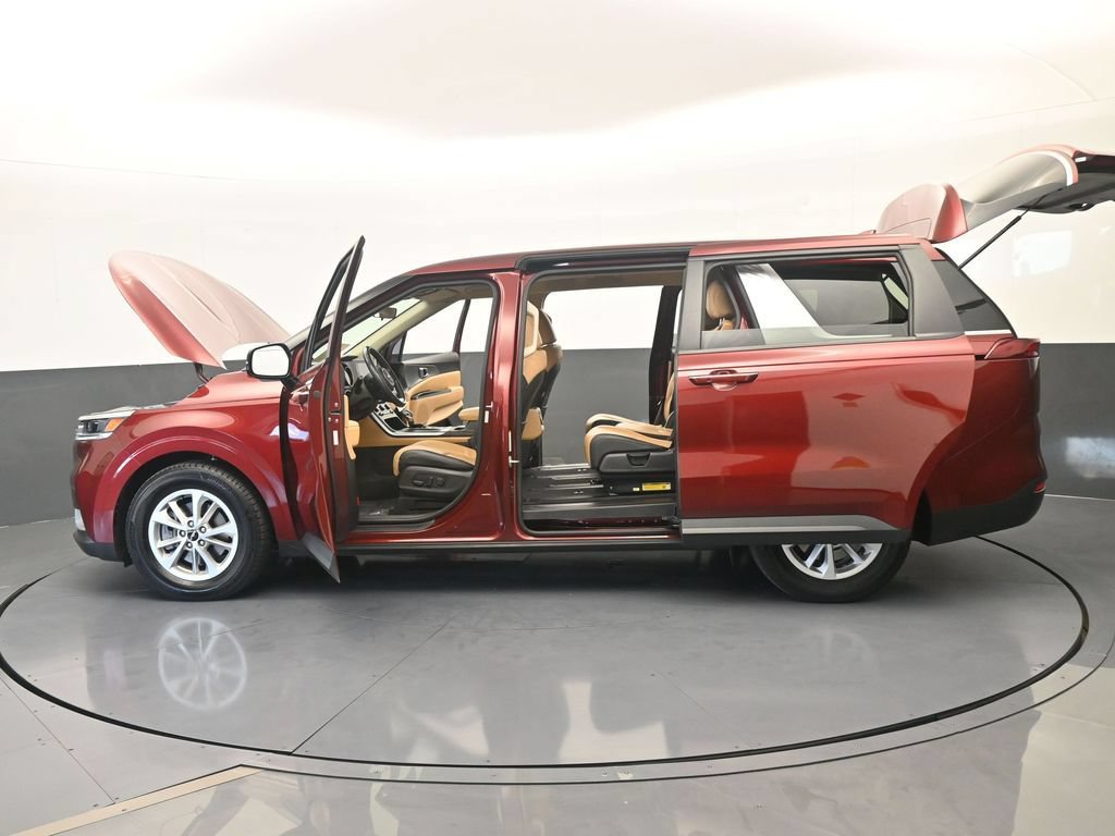Used 2024 Kia Carnival LX FWD image 69