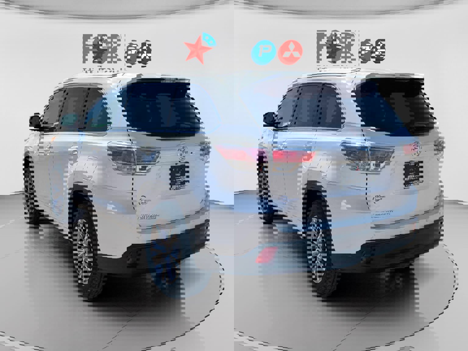 Used 2015 Toyota Highlander XLE image 3