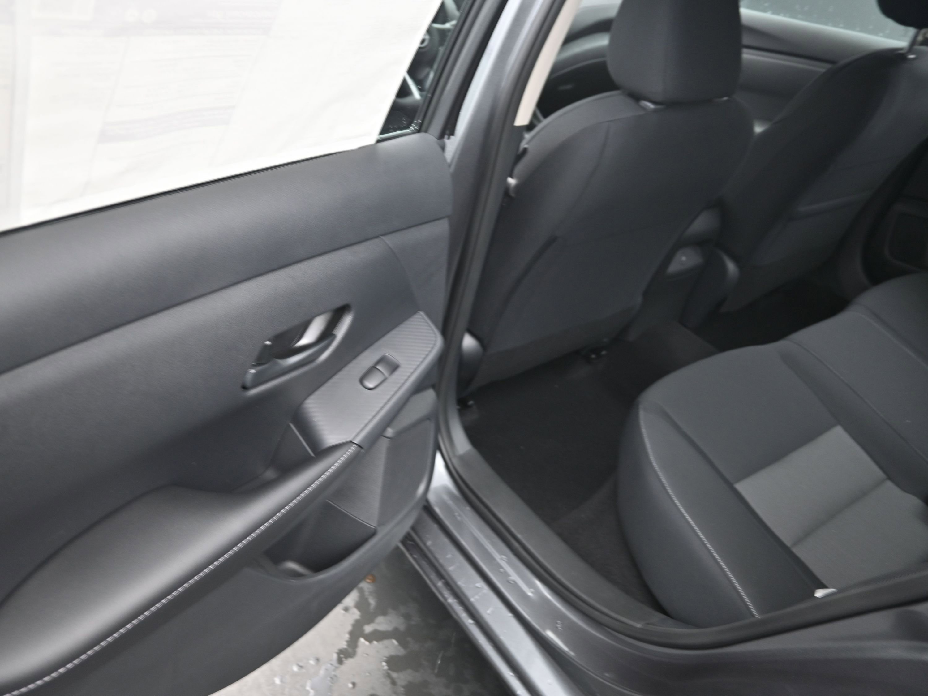 New 2025 Nissan Sentra SV w/ All-Weather Package image 17