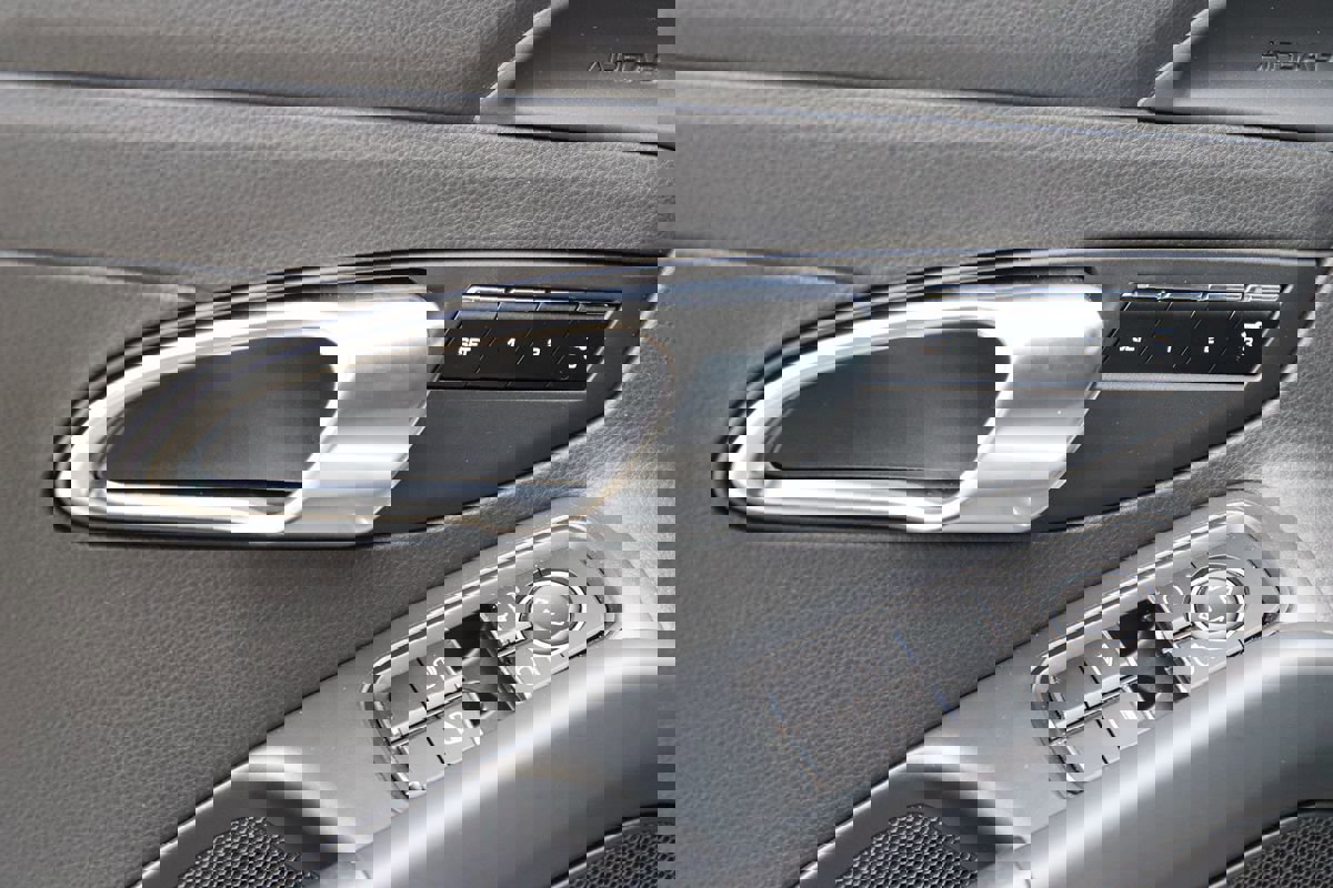 Used 2013 Porsche Boxster image 39