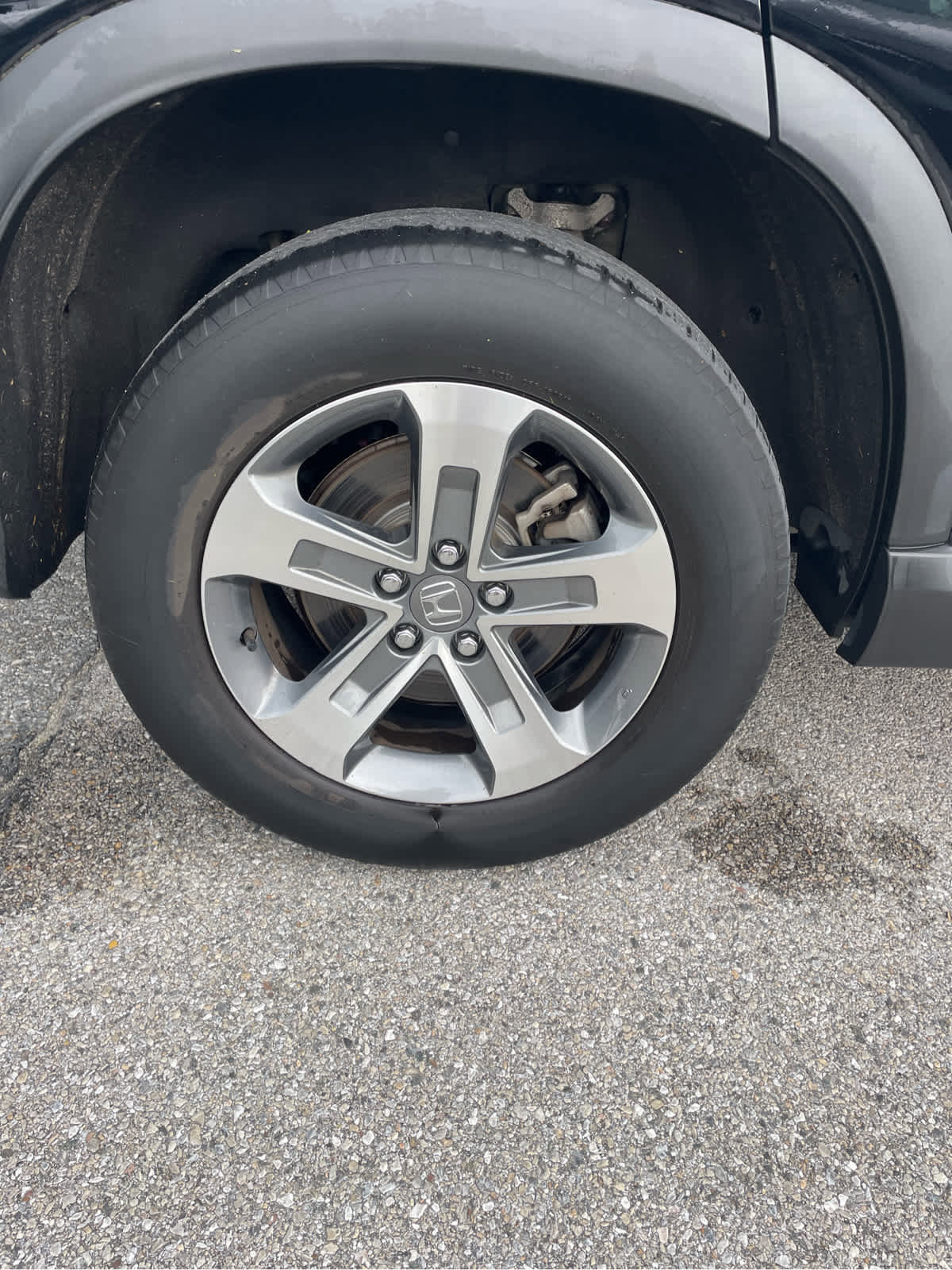 Used 2023 Honda Pilot EX-L image 17