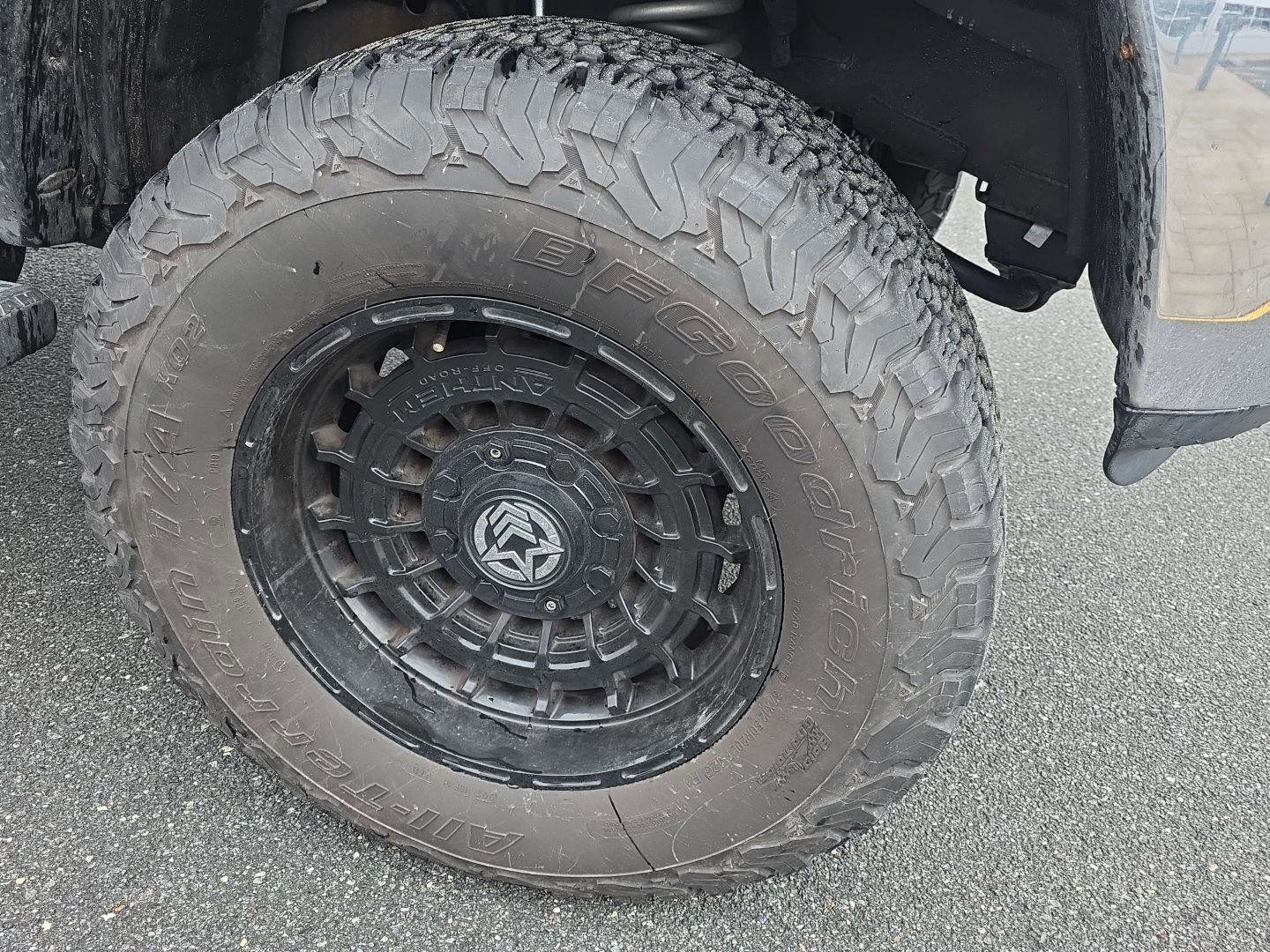 Used 2018 RAM 2500 Tradesman w/ Chrome Appearance Group image 4