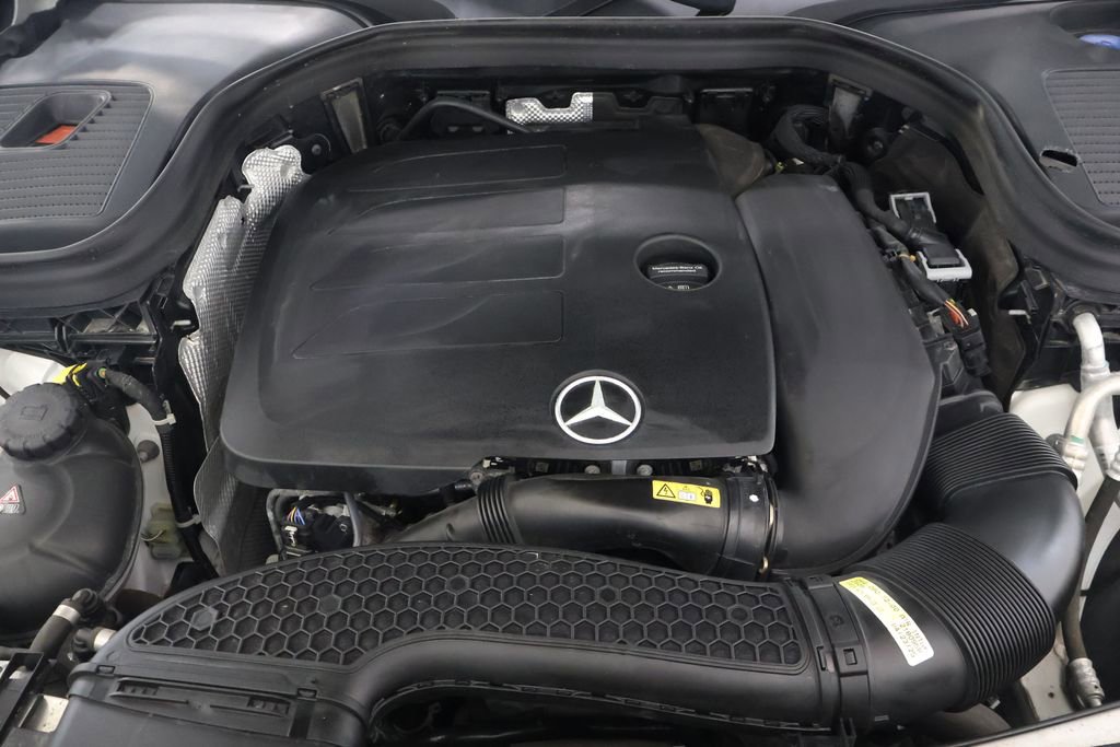 Used 2020 Mercedes-Benz GLC 300 4MATIC image 28