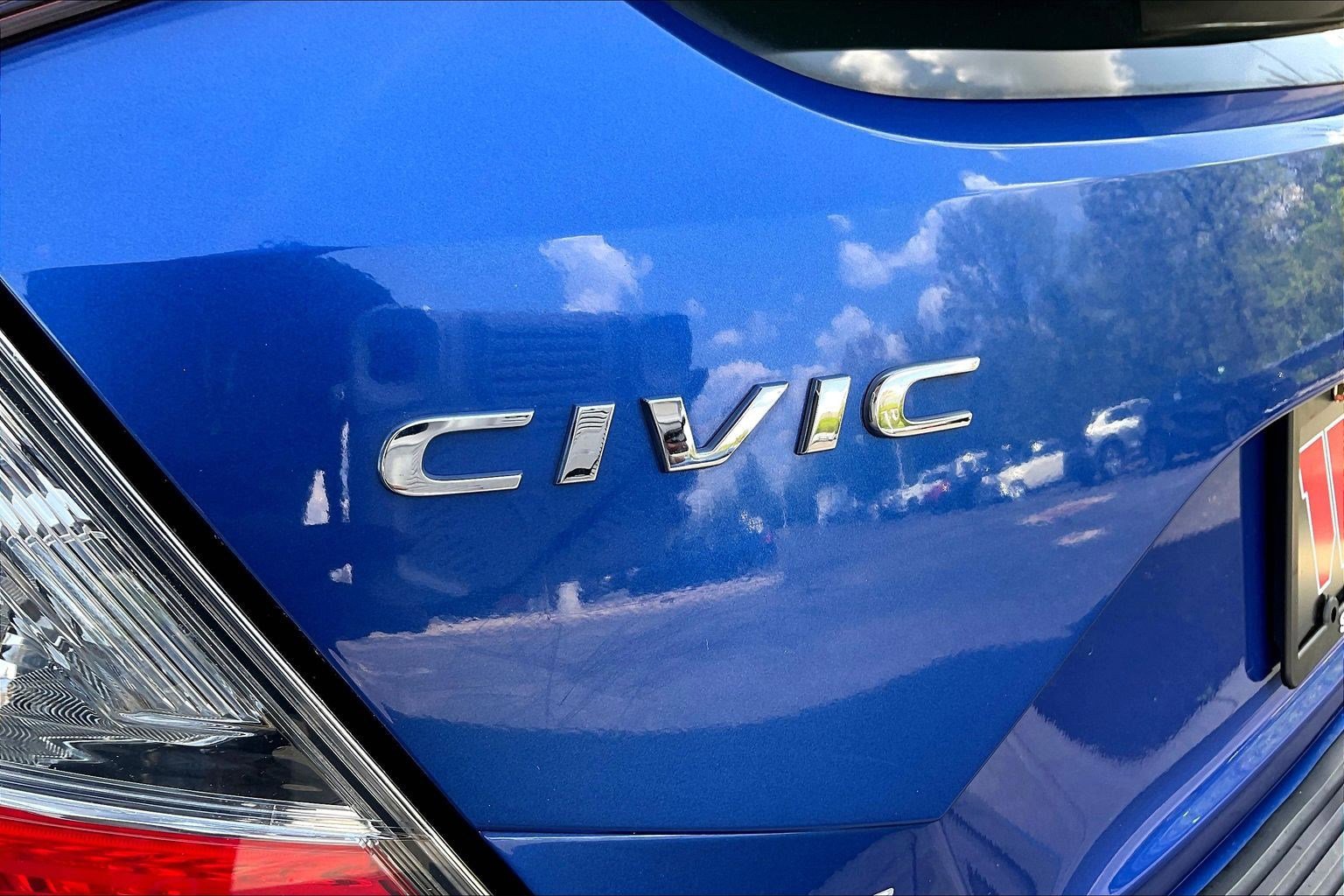 Used 2019 Honda Civic EX image 22