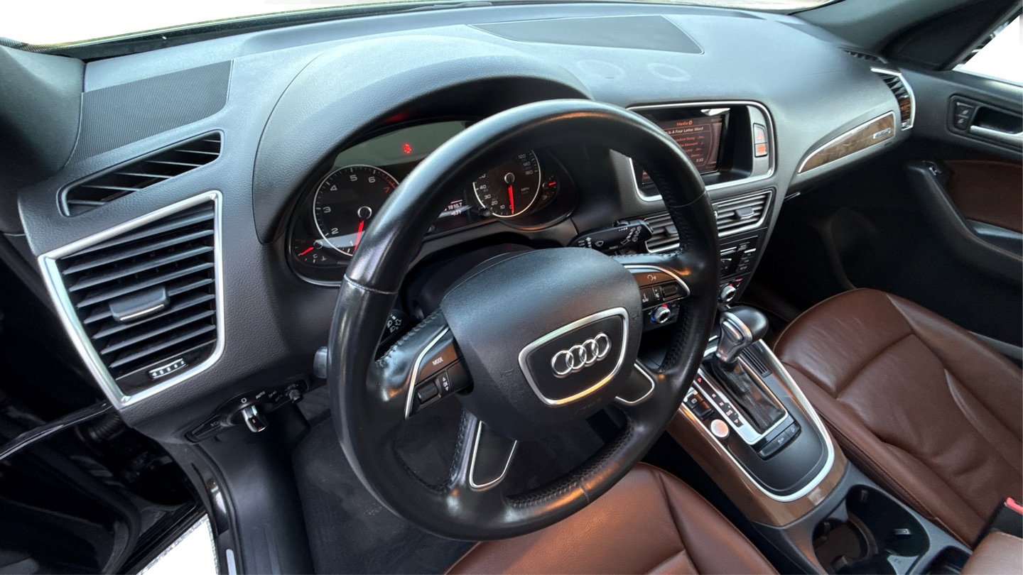 Used 2017 Audi Q5 2.0T Premium Plus w/ Premium Plus Package image 16