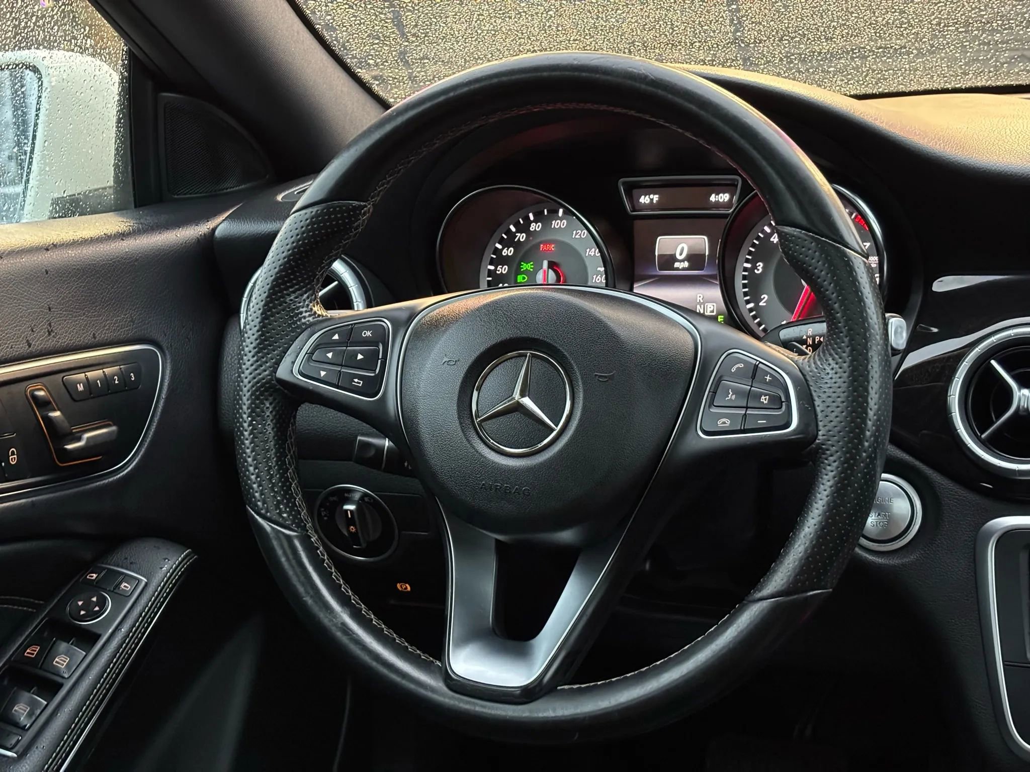 Used 2015 Mercedes-Benz CLA 250 image 36