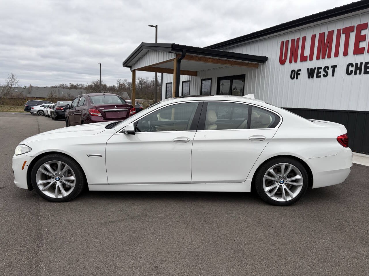 Used 2015 BMW 535i xDrive Sedan AWD/4WD image 12