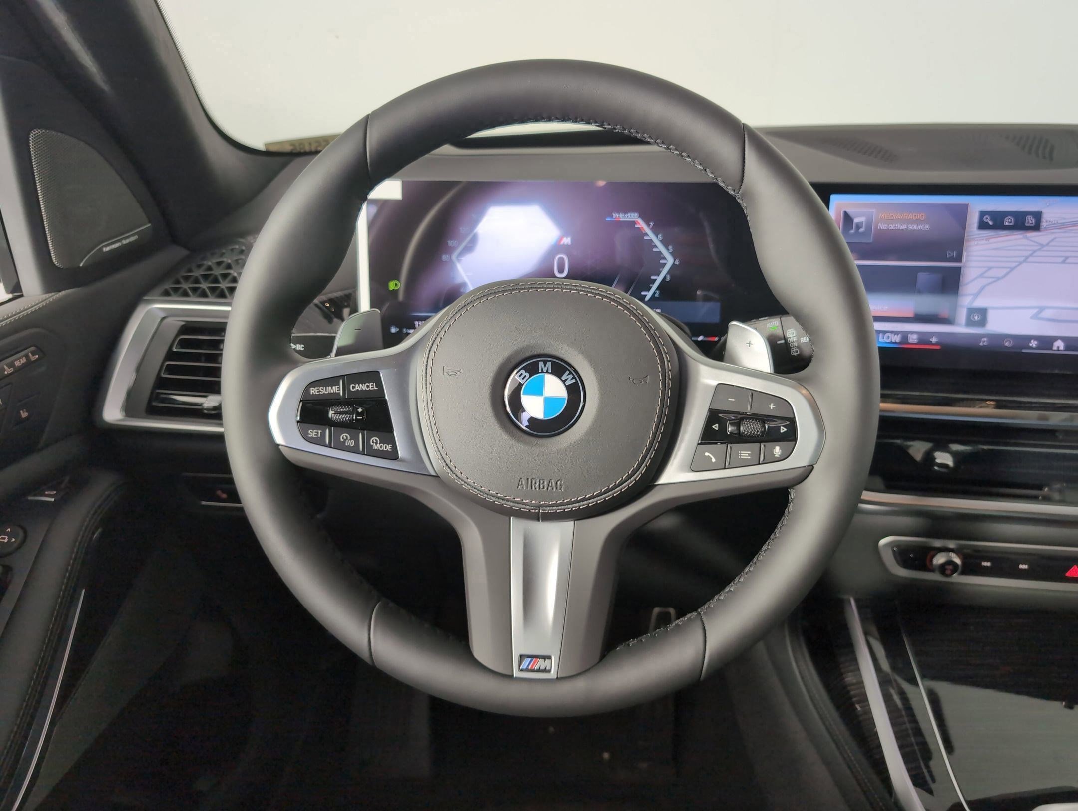 New 2026 BMW X7 xDrive40i w/ M Sport Package image 13