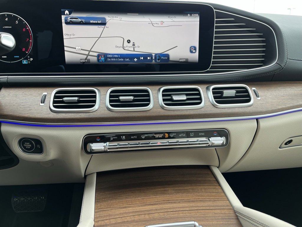 Used 2025 Mercedes-Benz GLS 450 4MATIC image 27