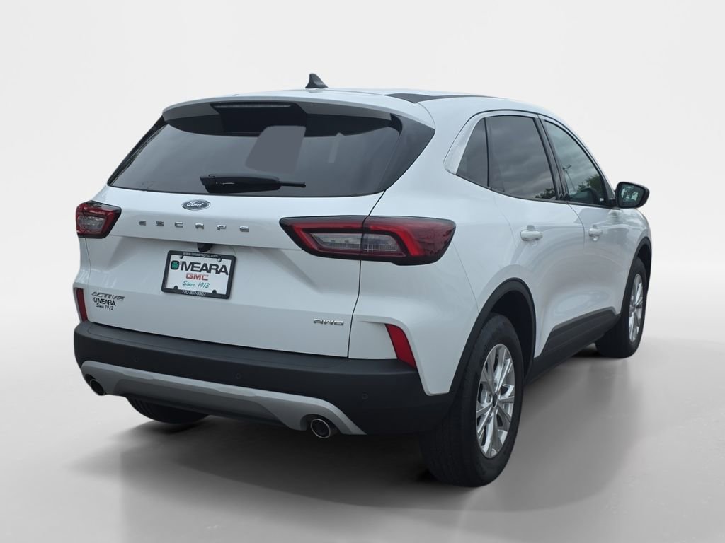 Used 2024 Ford Escape Active w/ Tech Pack #1 AWD/4WD image 5