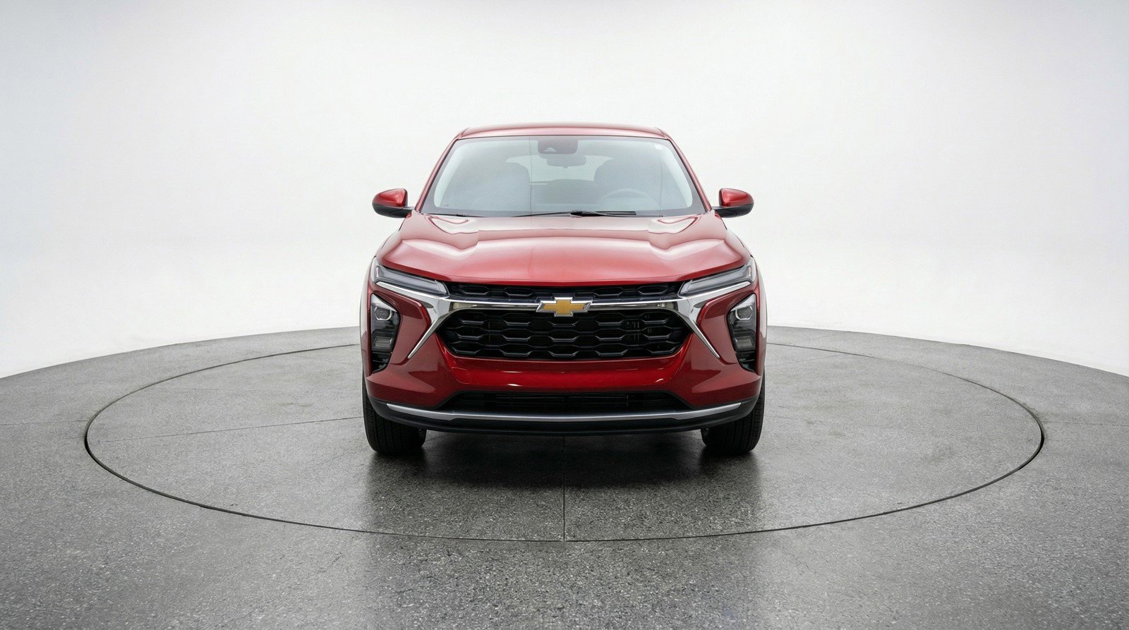 Used 2025 Chevrolet Trax LT FWD image 2