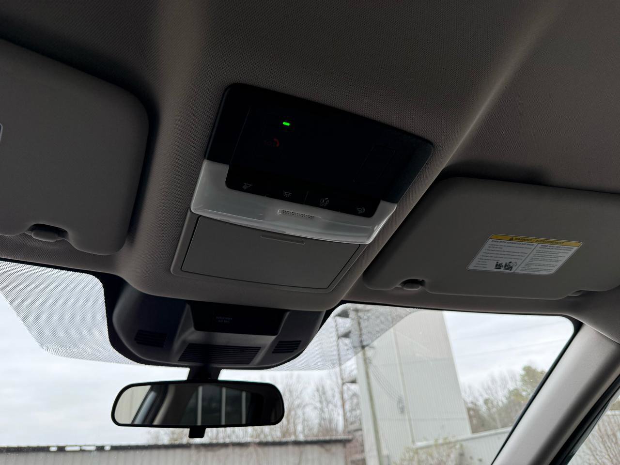 Used 2021 Nissan Rogue SV image 17