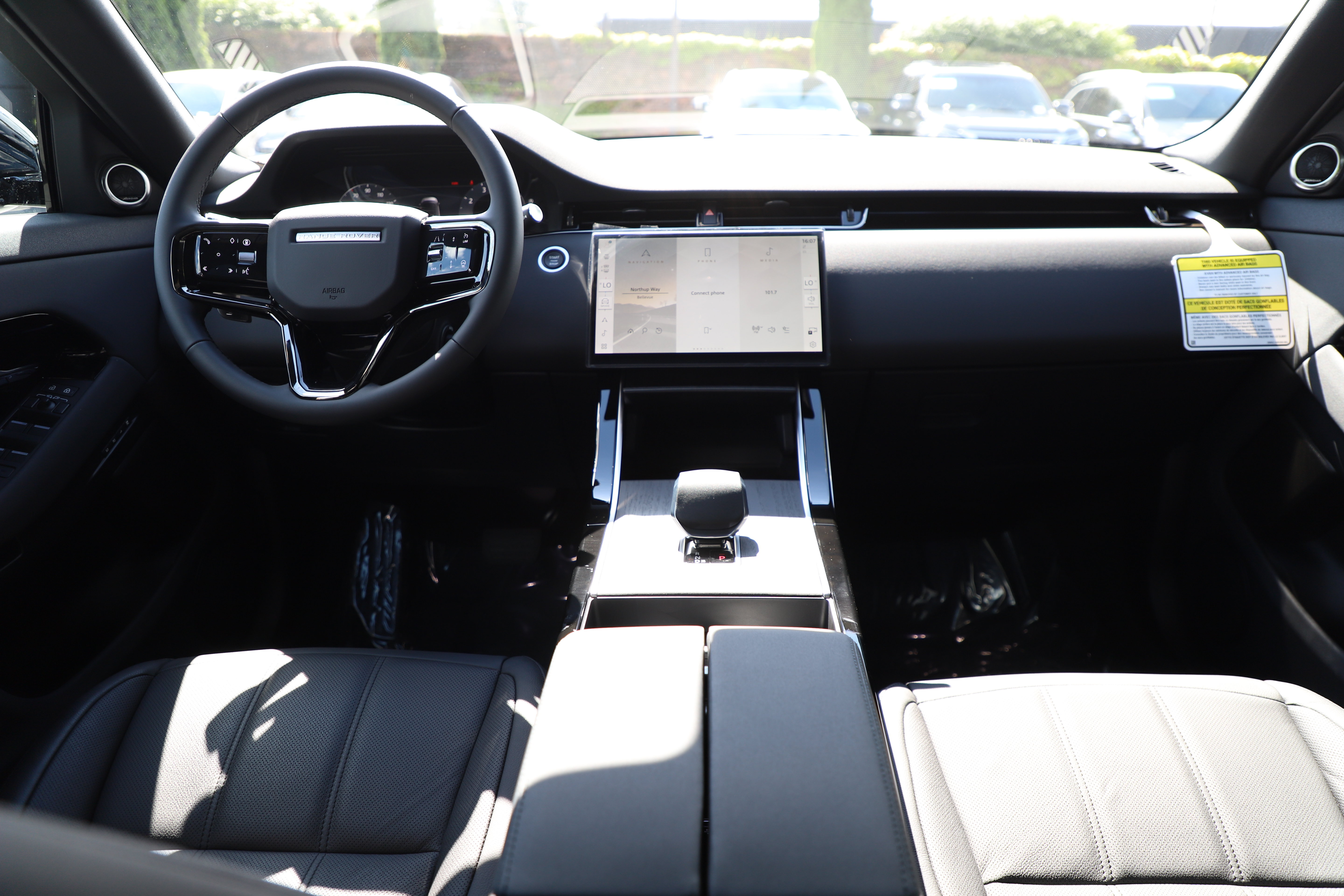 New 2026 Land Rover Range Rover Evoque S AWD/4WD image 14