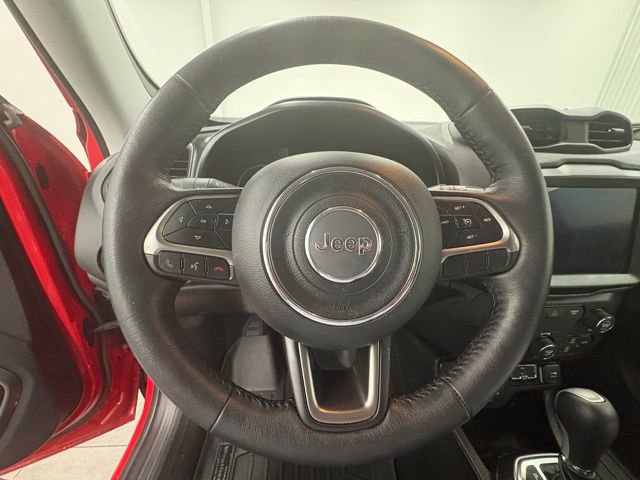 Used 2018 Jeep Renegade Limited w/ UConnect 8.4 Nav Group AWD/4WD image 16