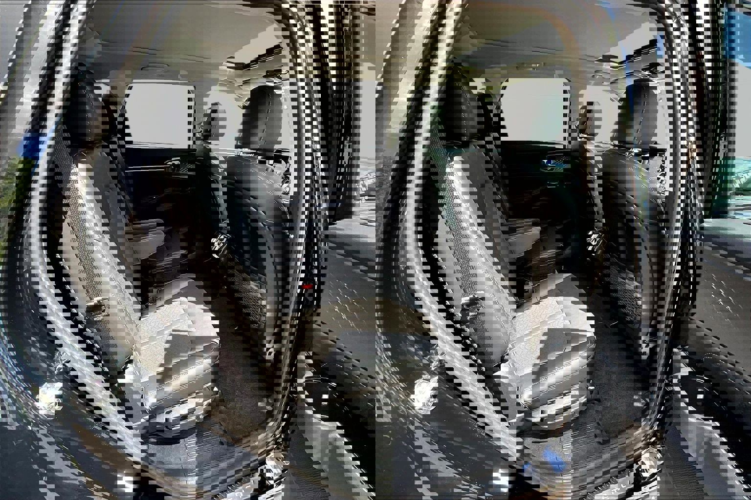 Used 2023 Kia Sorento SX AWD/4WD image 25