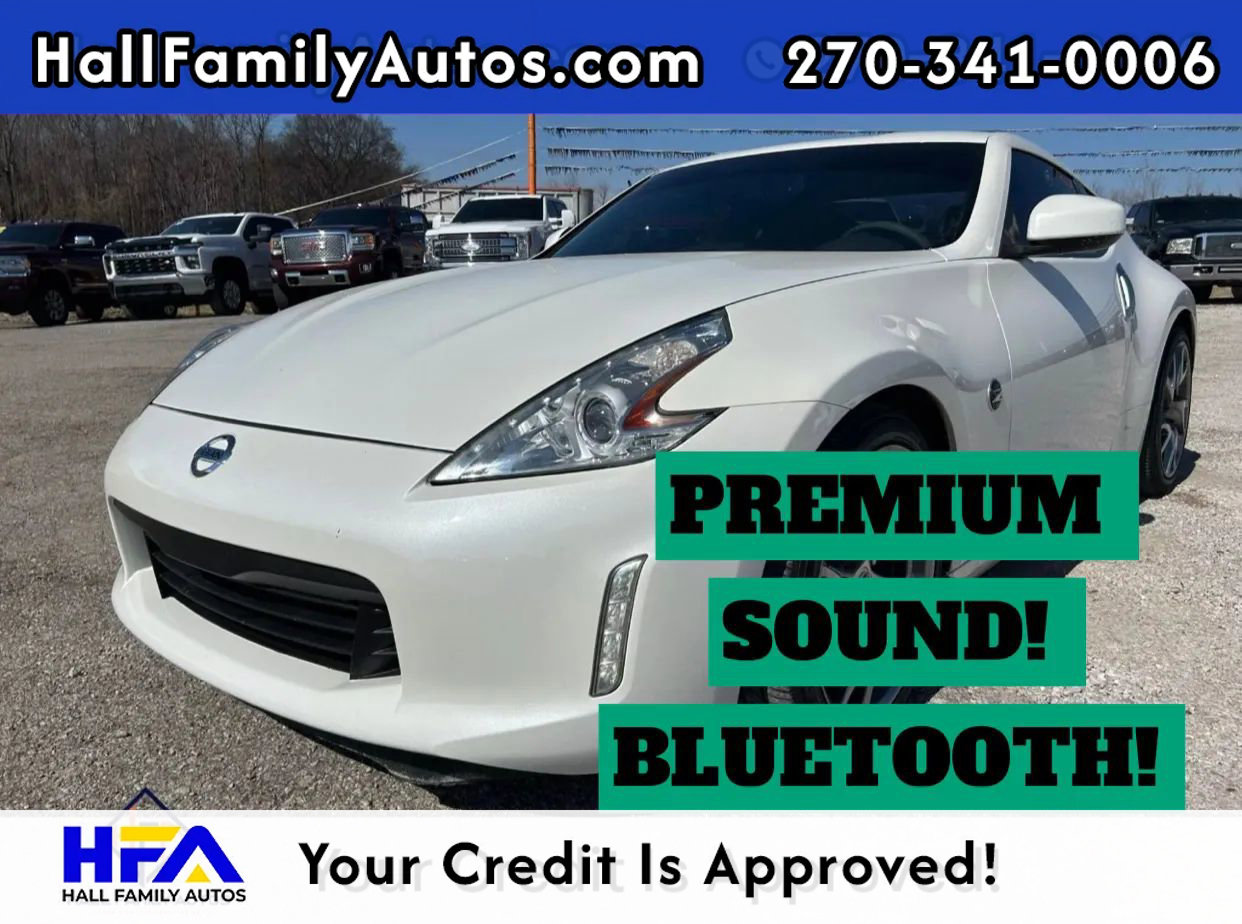 Used 2015 Nissan 370Z Coupe image 1