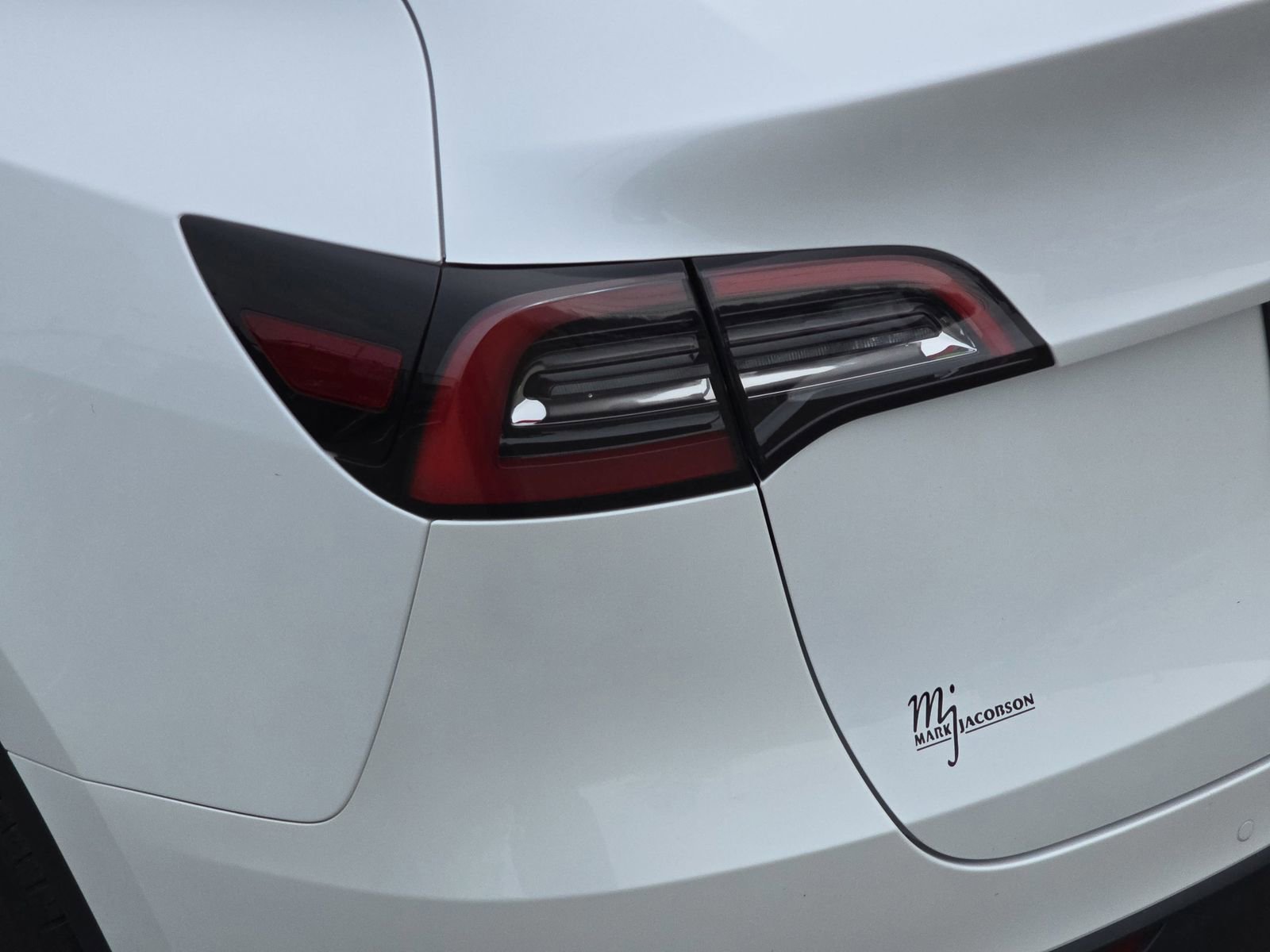 Used 2021 Tesla Model Y Long Range image 38