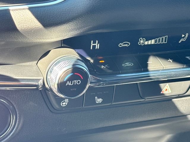 New 2026 MAZDA MAZDA3 Hatchback w/Premium Plus Pkg image 22