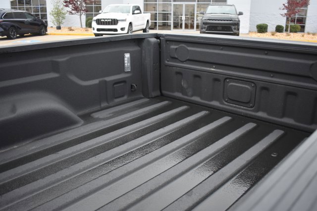 Used 2025 Jeep Gladiator Rubicon w/ Safety Group image 12