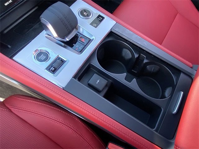 New 2025 Jaguar F-PACE R-Dynamic S image 9