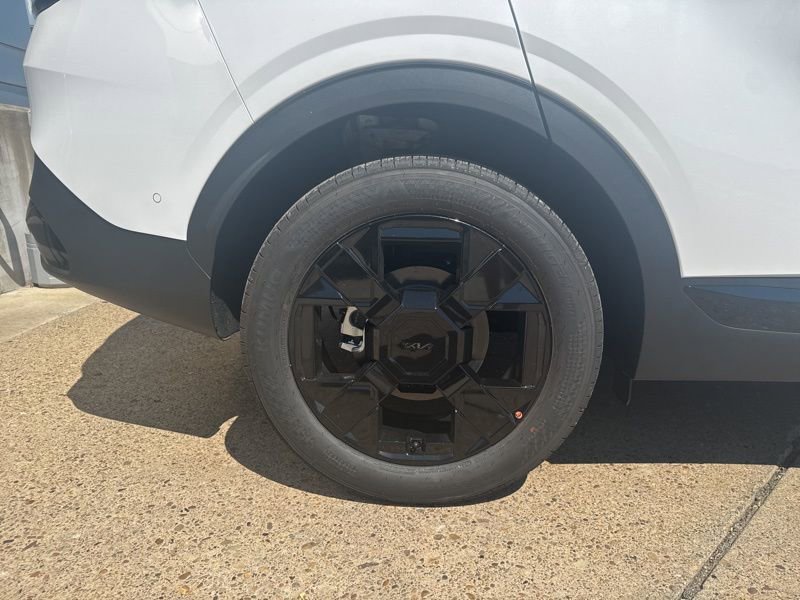 New 2026 Kia Sportage X-Line w/ X-Line Technology Package AWD/4WD image 9