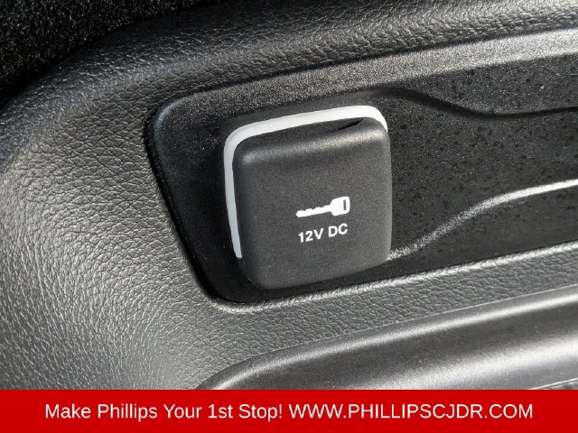 Certified 2026 Chrysler Voyager LX FWD image 20