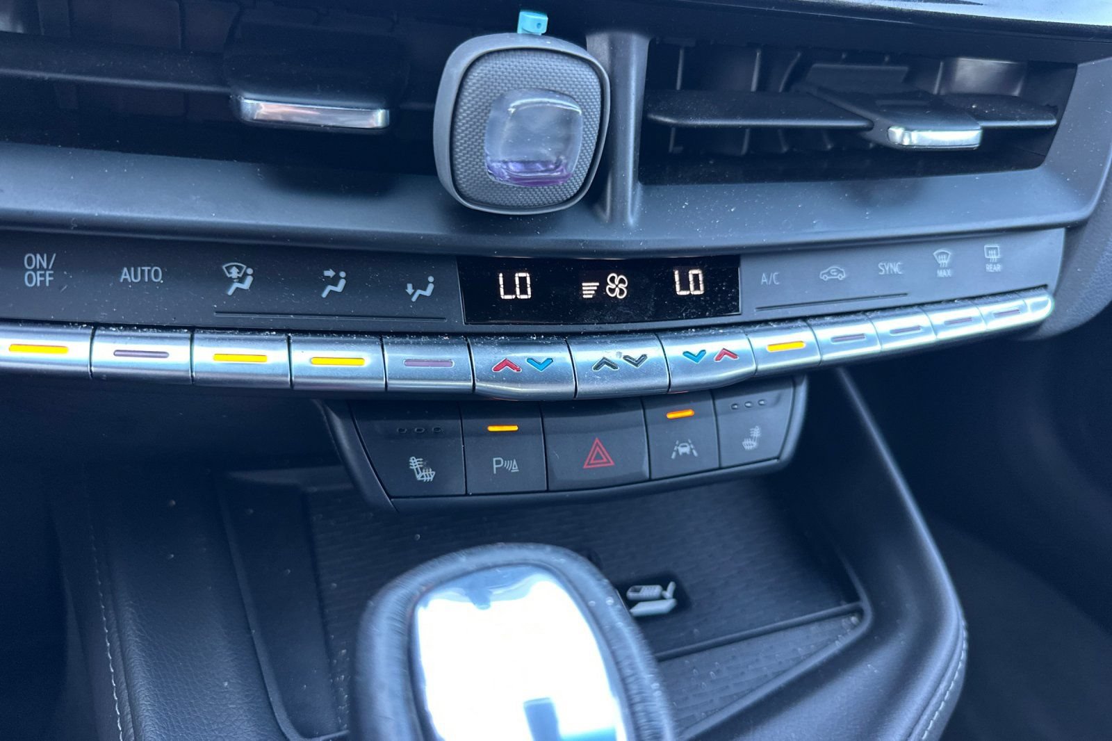 Certified 2024 Cadillac CT4 Luxury w/ Sun And Sound Package RWD image 27