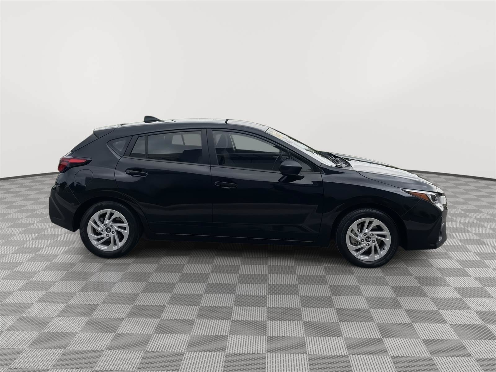 Certified 2024 Subaru Impreza 2.0i AWD/4WD image 3