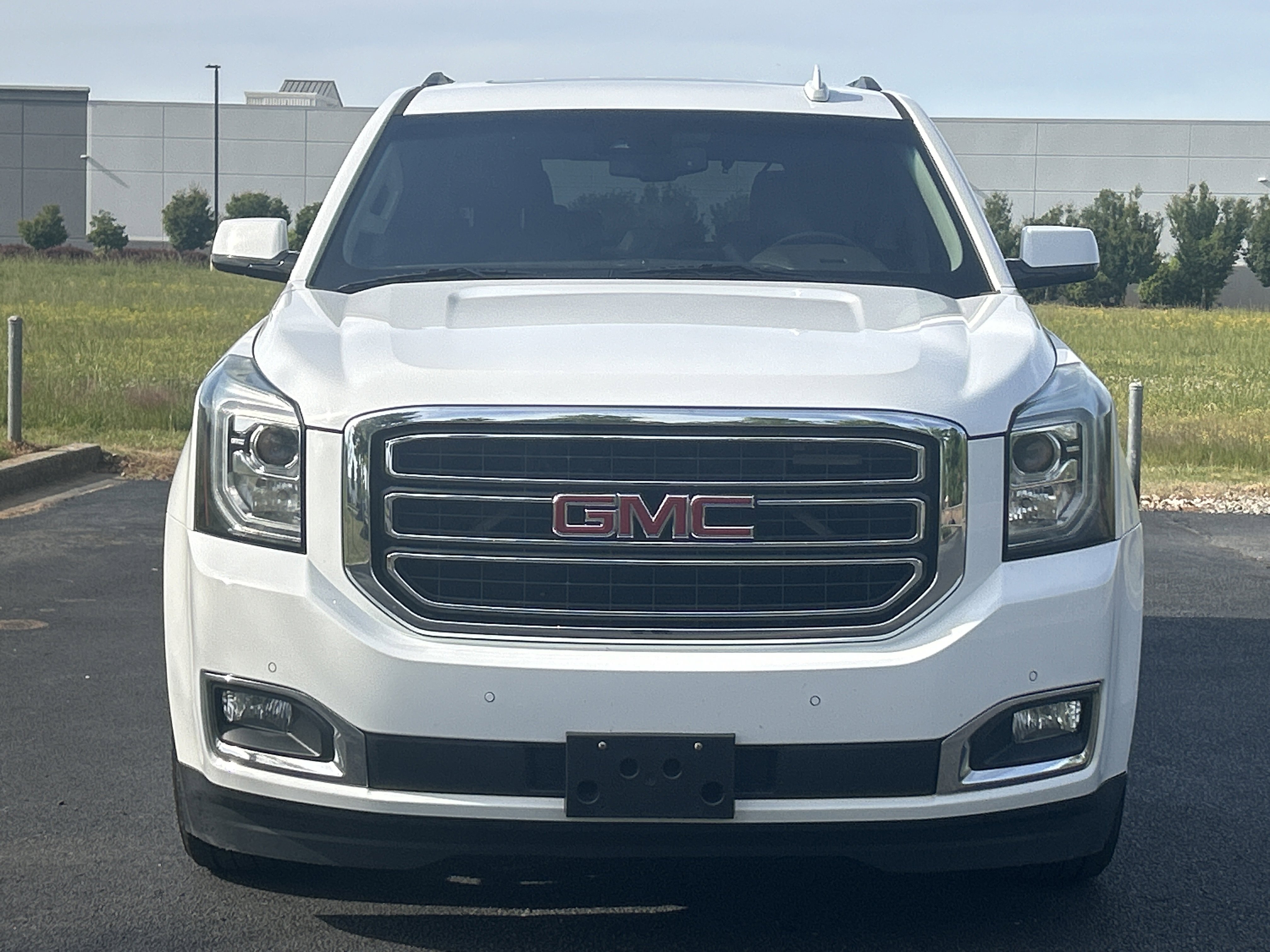 Used 2016 GMC Yukon SLT w/ Open Road Package AWD/4WD image 3