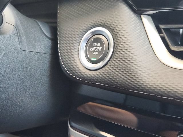 Used 2026 Chevrolet Equinox LT FWD image 8
