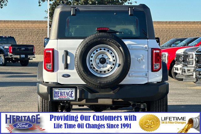New 2025 Ford Bronco 4-Door image 5