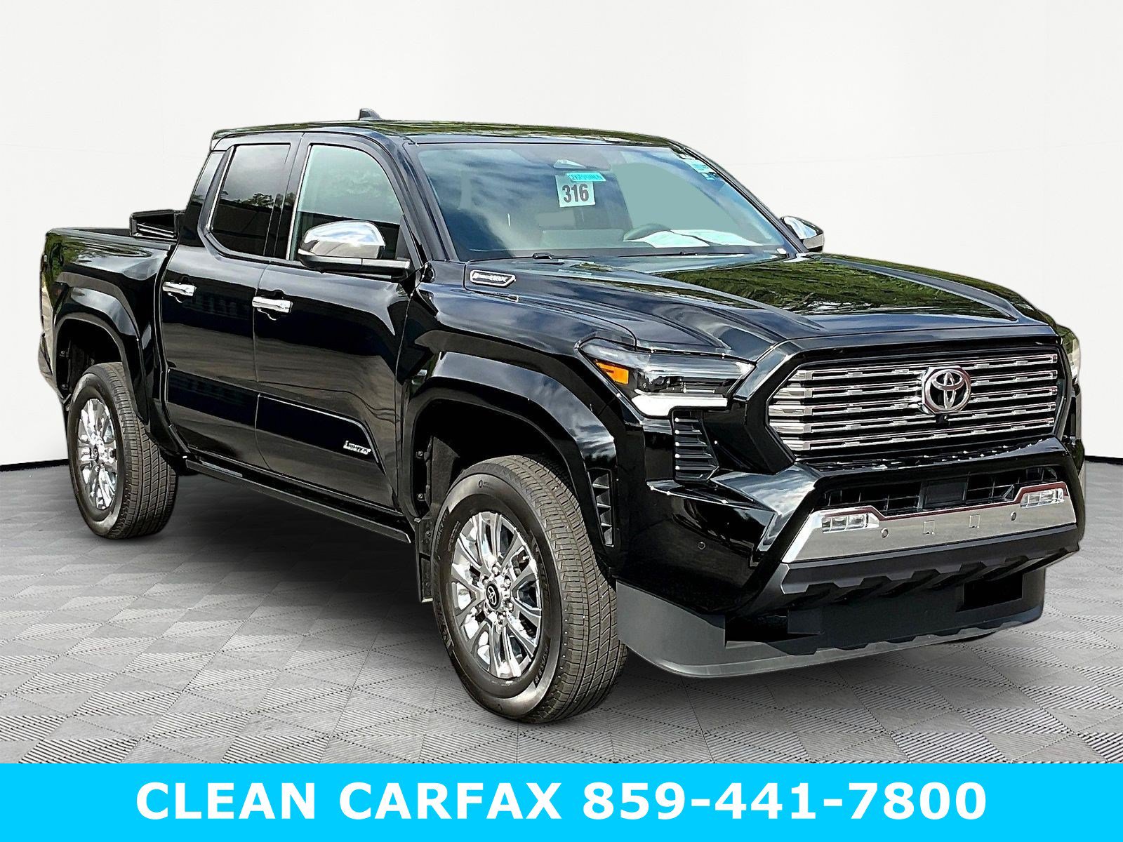 Used 2025 Toyota Tacoma Limited AWD/4WD image 3
