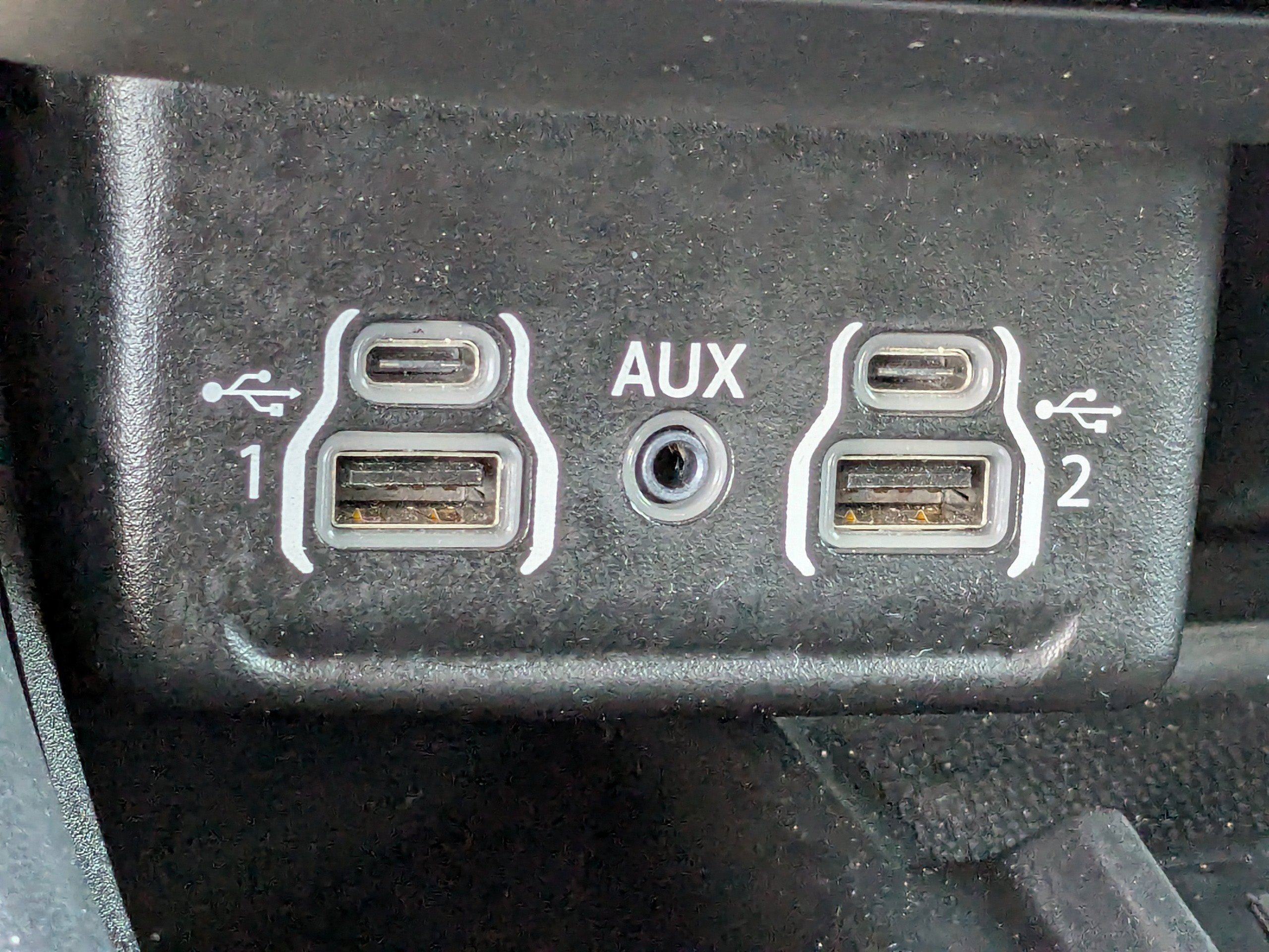 Used 2025 Dodge Durango GT image 31