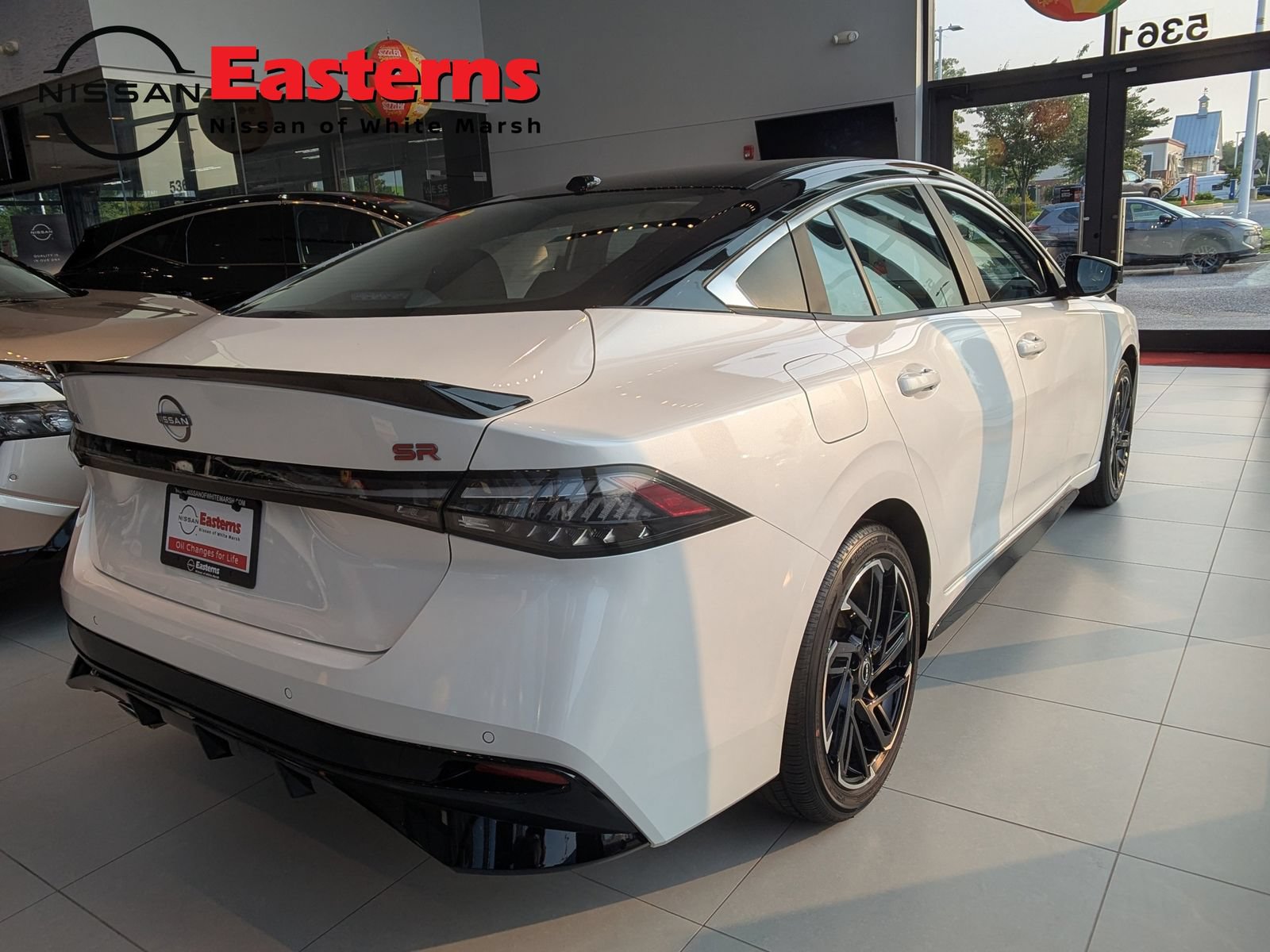 New 2026 Nissan Sentra SR w/ SR Premium Package FWD image 5