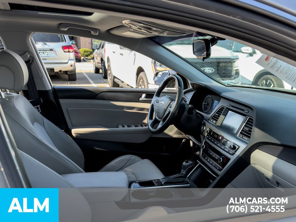 Used 2017 Hyundai Sonata Sport w/ Value Edition Package 02 FWD image 17
