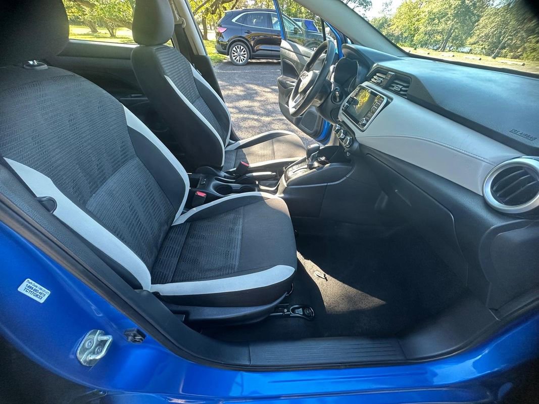 Used 2021 Nissan Versa SV image 8