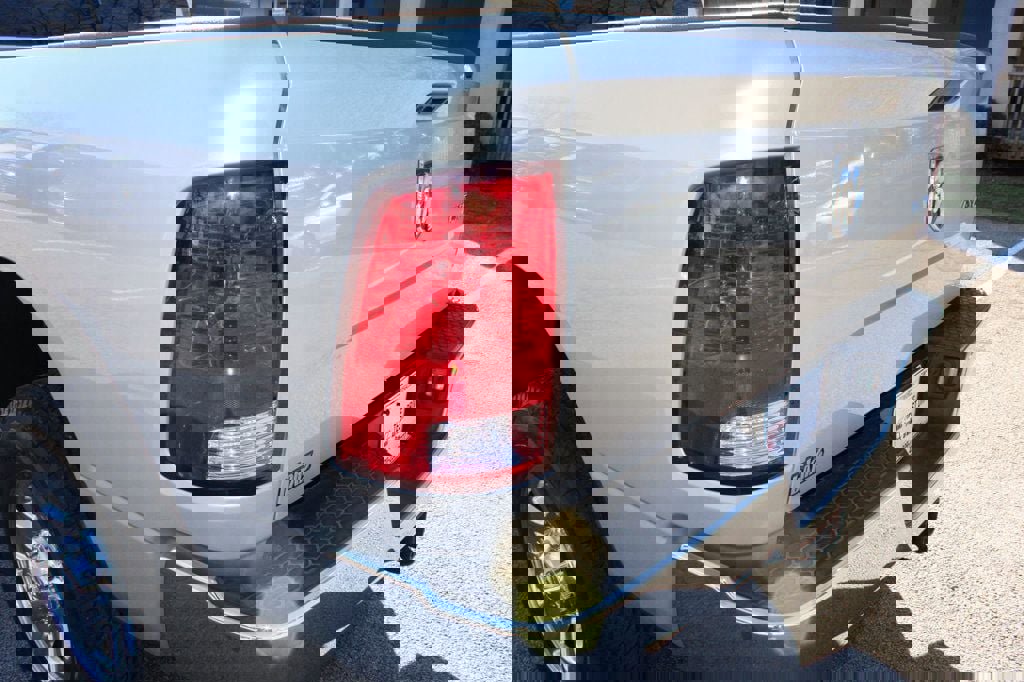 Used 2018 RAM 2500 Tradesman w/ Chrome Appearance Group image 9