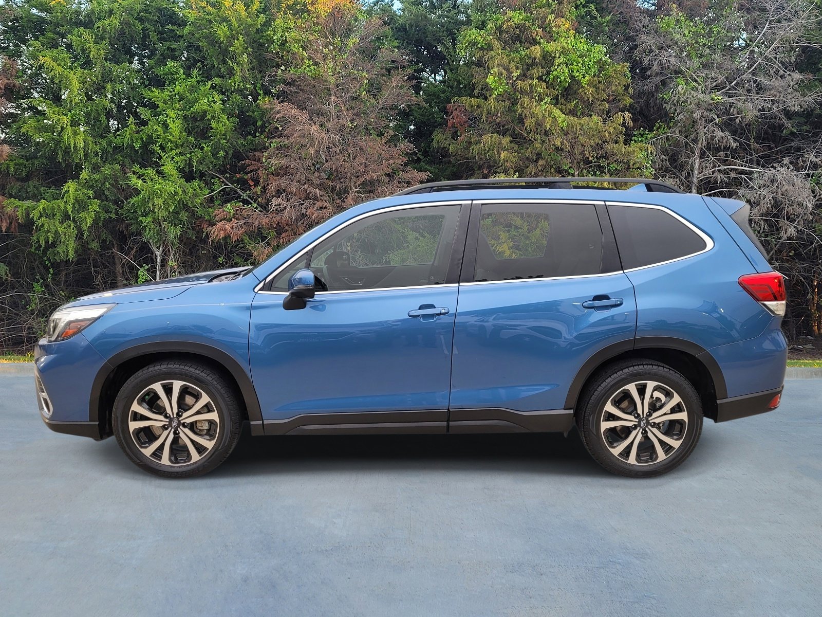 Used 2020 Subaru Forester Limited w/ Popular Package #3 AWD/4WD image 22