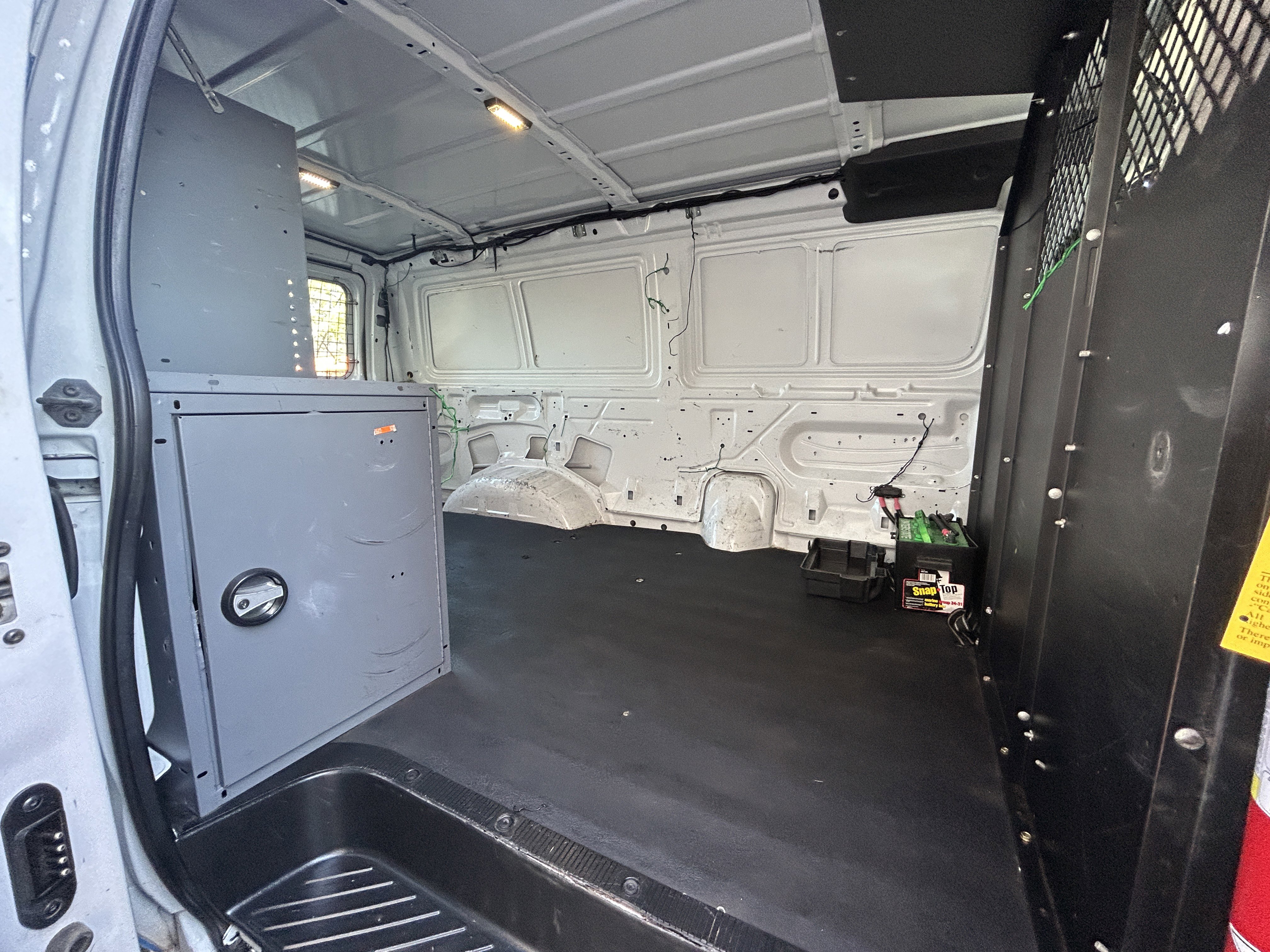 Used 2013 Ford E-150 and Econoline 150 w/ PWR Group RWD image 11