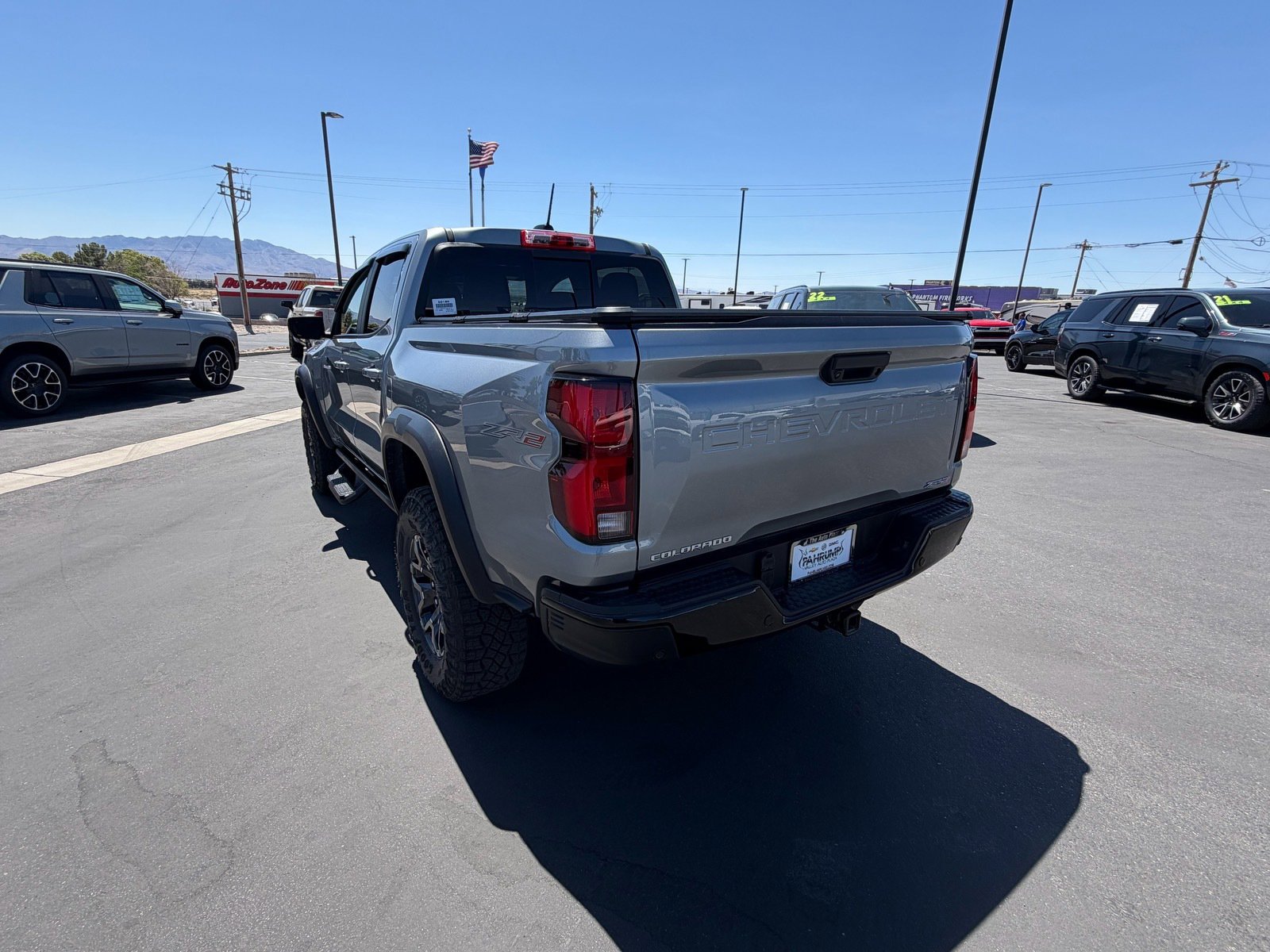 Used 2025 Chevrolet Colorado ZR2 w/ Technology Package AWD/4WD image 5