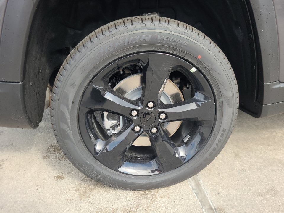 New 2026 Jeep Grand Cherokee L Limited AWD/4WD image 23