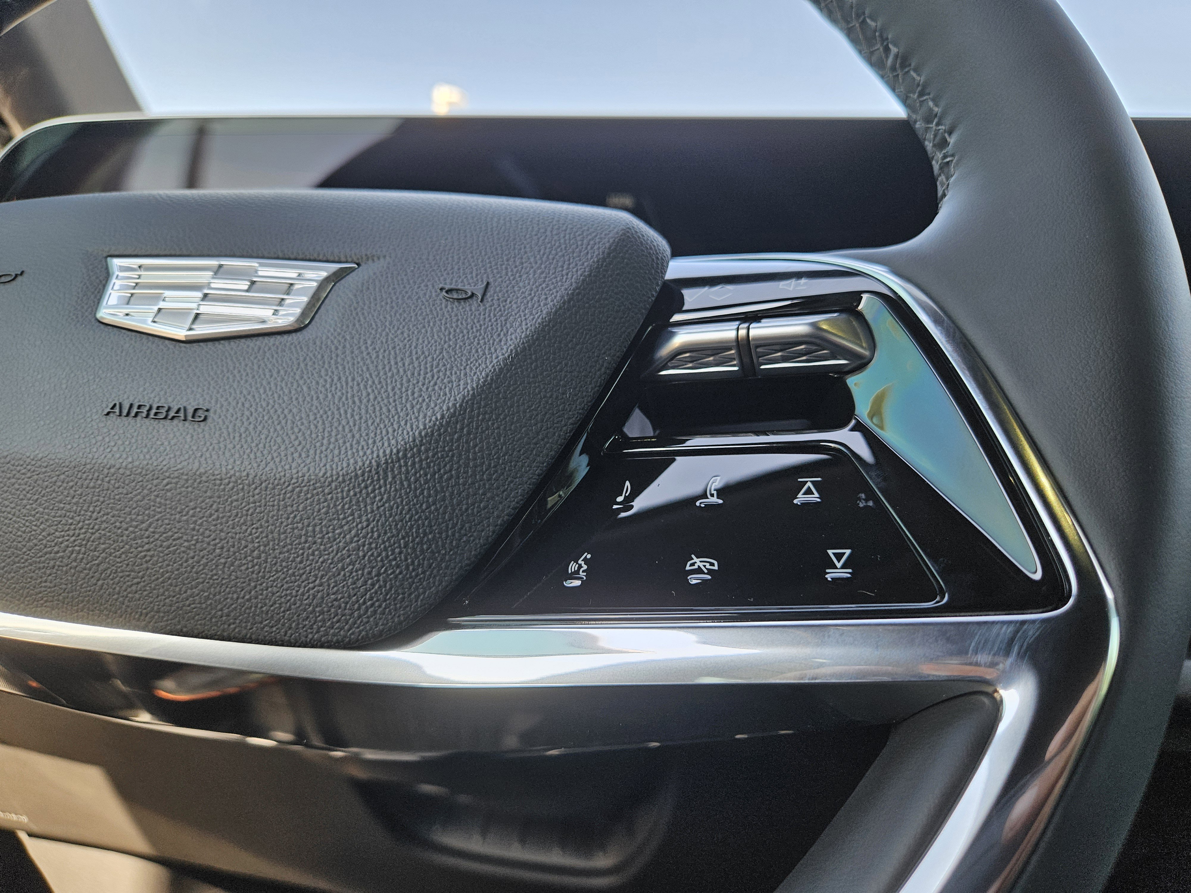 New 2026 Cadillac Vistiq Sport w/ LPO, Floor Liner Package image 33