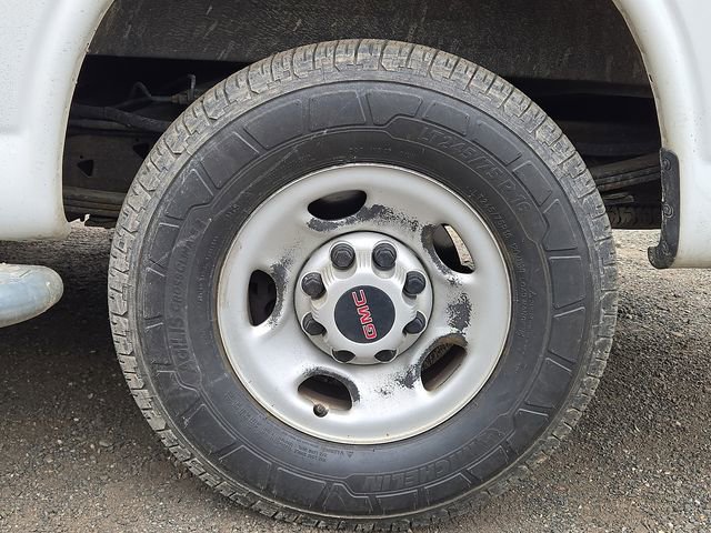 Used 2021 GMC Savana 2500 w/ Driver Convenience Package RWD image 24