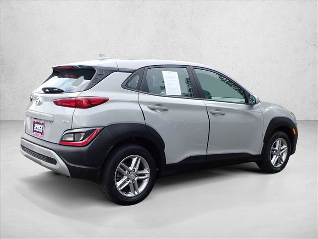 Used 2022 Hyundai Kona SE AWD/4WD image 4