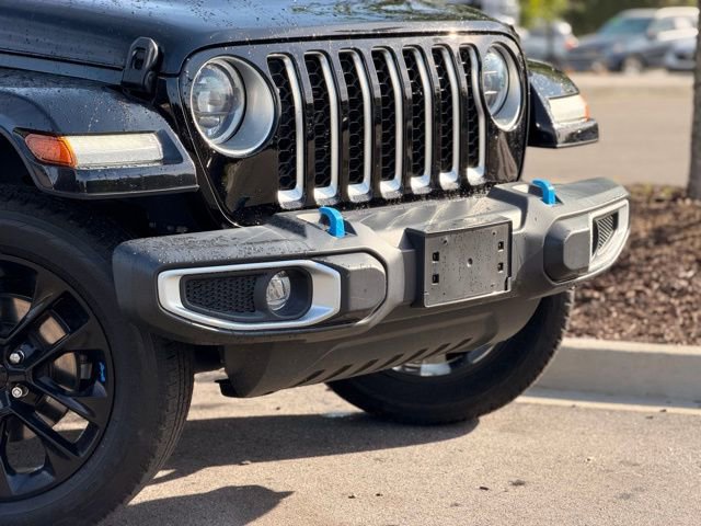 Used 2023 Jeep Wrangler Unlimited Sahara w/ Cold Weather Group image 3